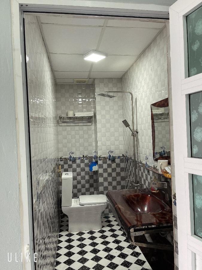Cat Ba Central Homestay Dong Khe Sau Exteriör bild