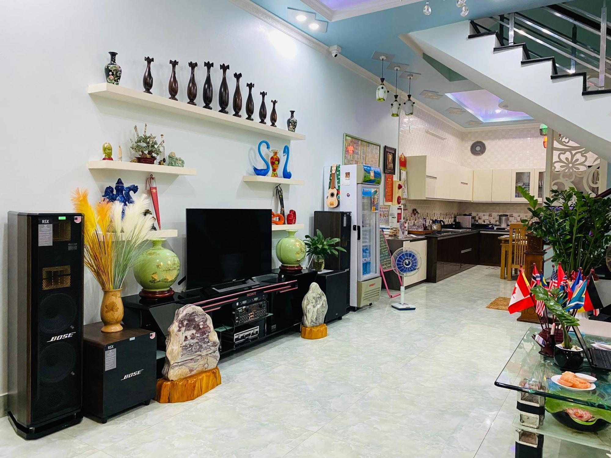 Cat Ba Central Homestay Dong Khe Sau Exteriör bild
