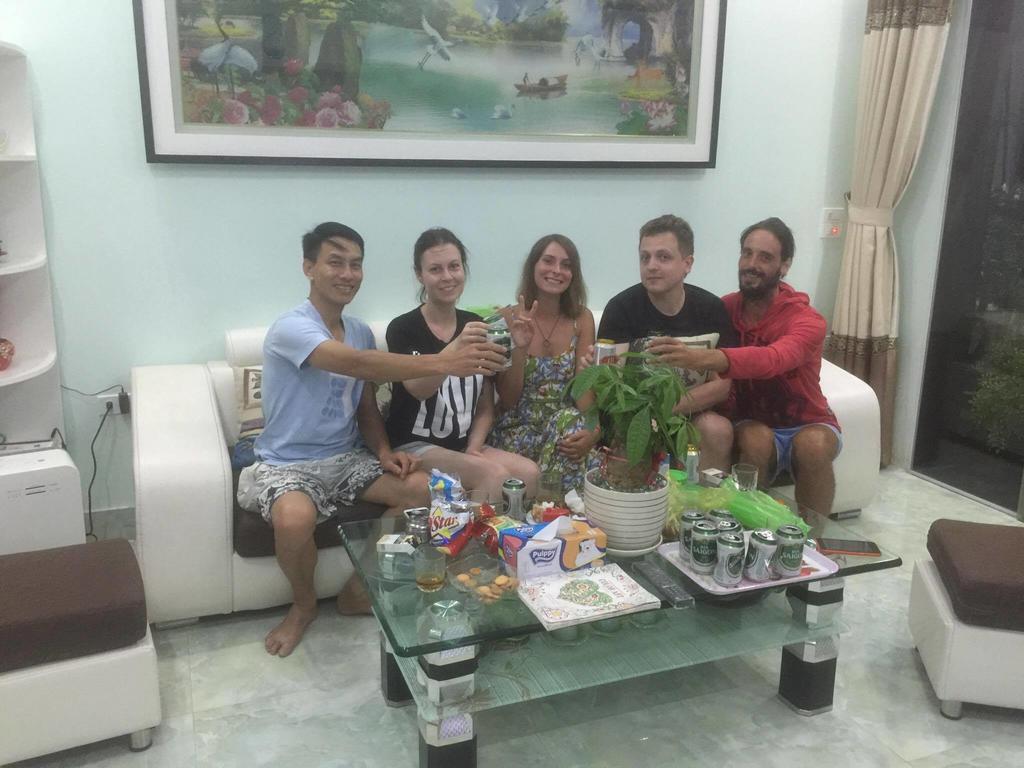 Cat Ba Central Homestay Dong Khe Sau Exteriör bild