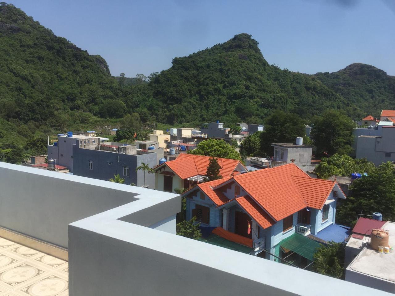 Cat Ba Central Homestay Dong Khe Sau Exteriör bild